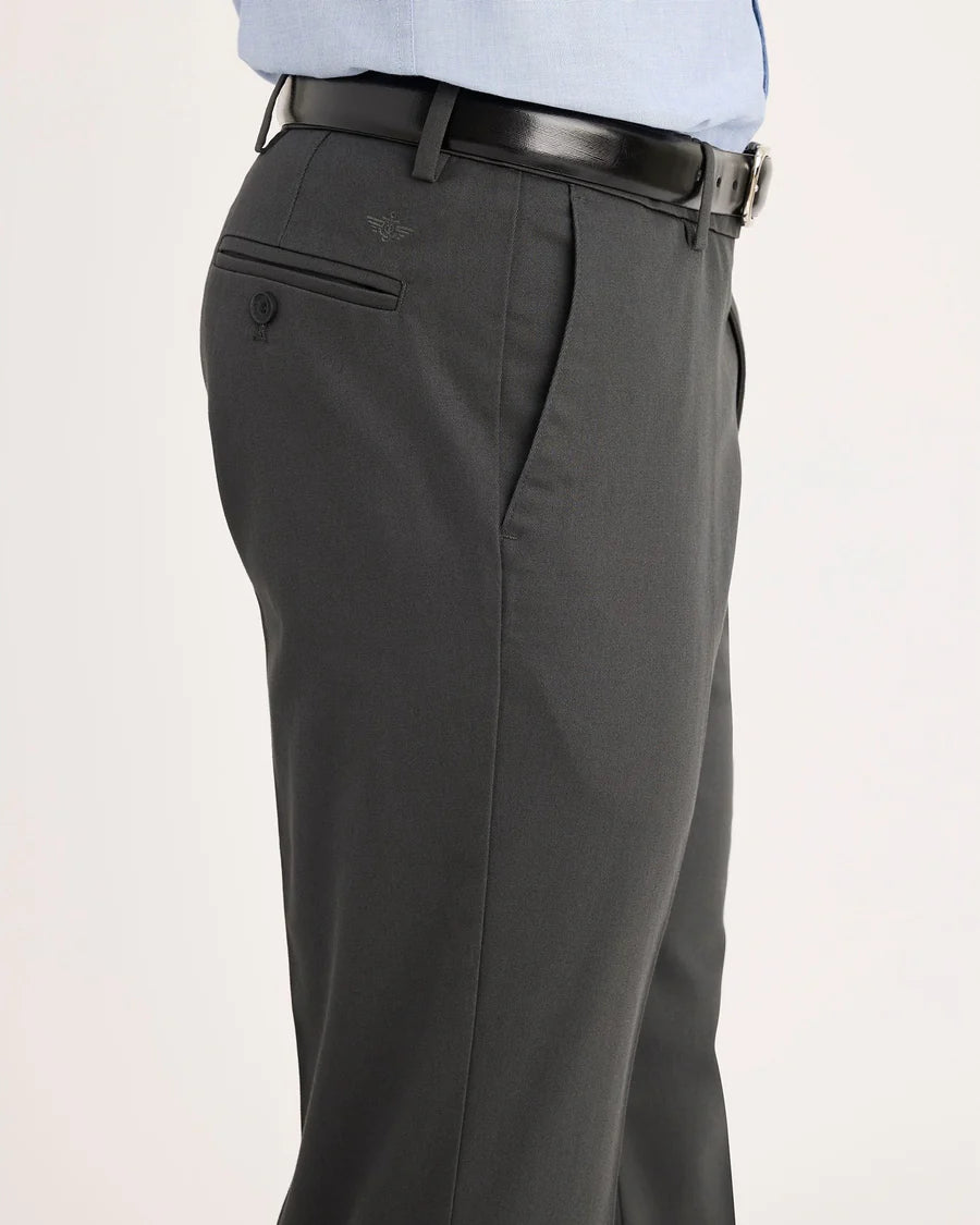 Dockers Men's Signature Straight-Fit Khakis  Steelhead W30xL30