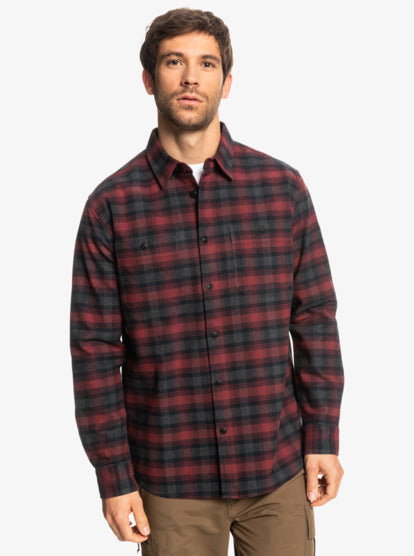 Quiksilver Men's Cliff Edge Flannel Shirt  Color Deep Red Size XL