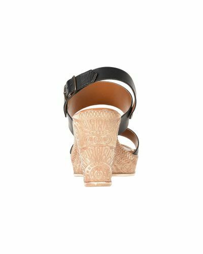 BELLA VITA Women's Cor-Italy Wedge Sandals  Color Black Leather Size 9.5M