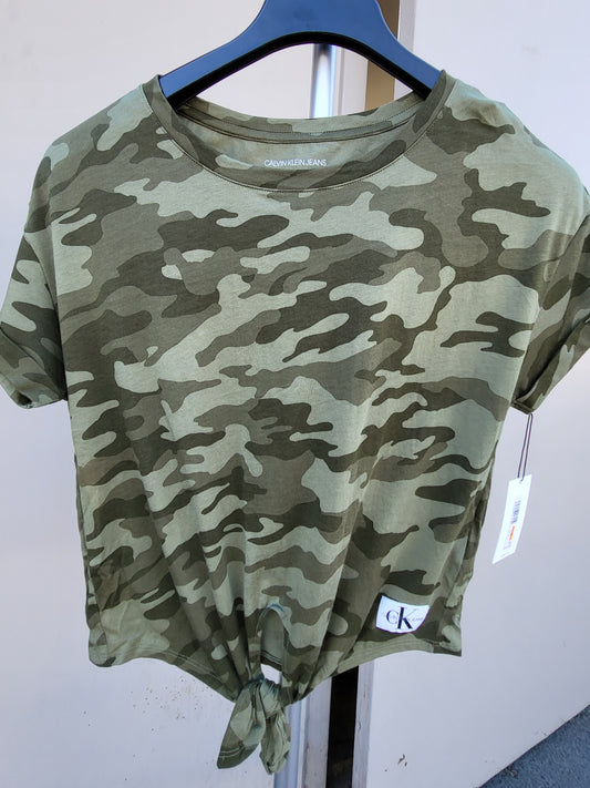 Calvin Klein Jeans Women's Camo-Print T-Shirt  Color Camo Bonsai Size S