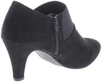 Karen Scott Women's Bryann Closed Toe Ankle Fashion Boots  Color Black Size 6M