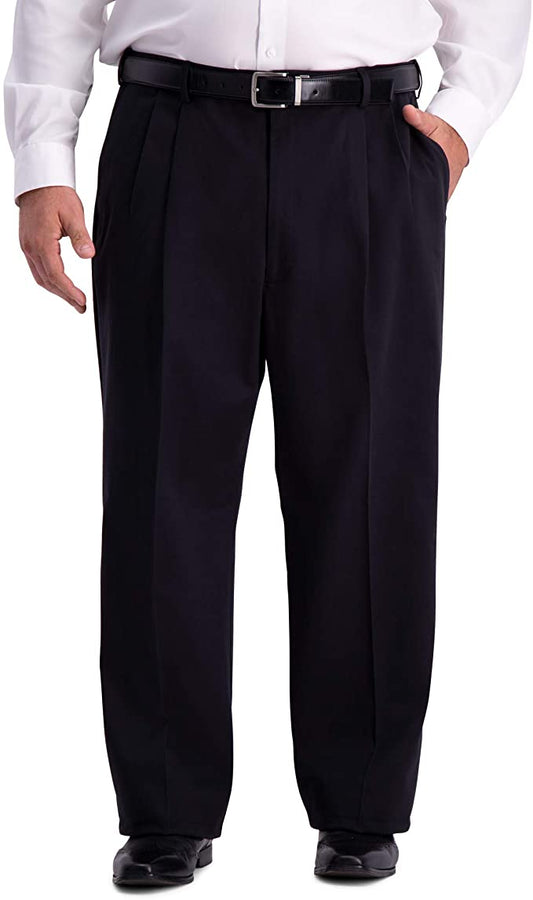 Haggar Men's B&T Work to Weekend Pro Relaxed Fit Pleat Front Pant  Size 48W x 30L