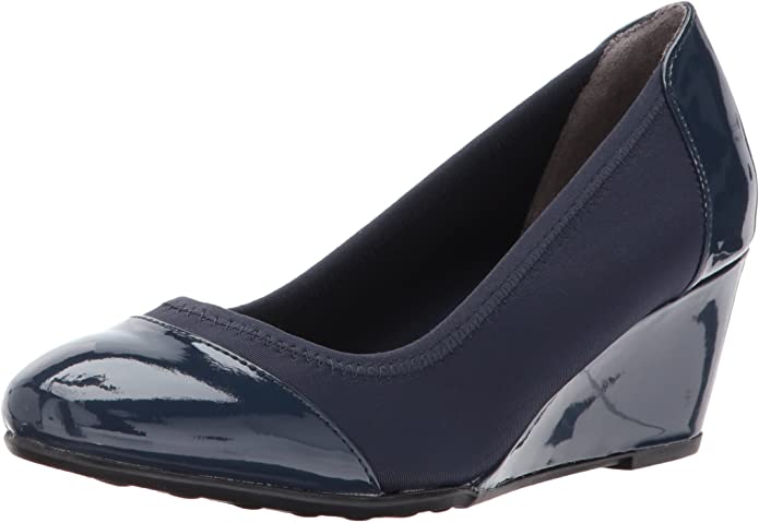 LifeStride Women's Juliana Stretch Wedge Pump  Color Lux Navy Size 5.5M
