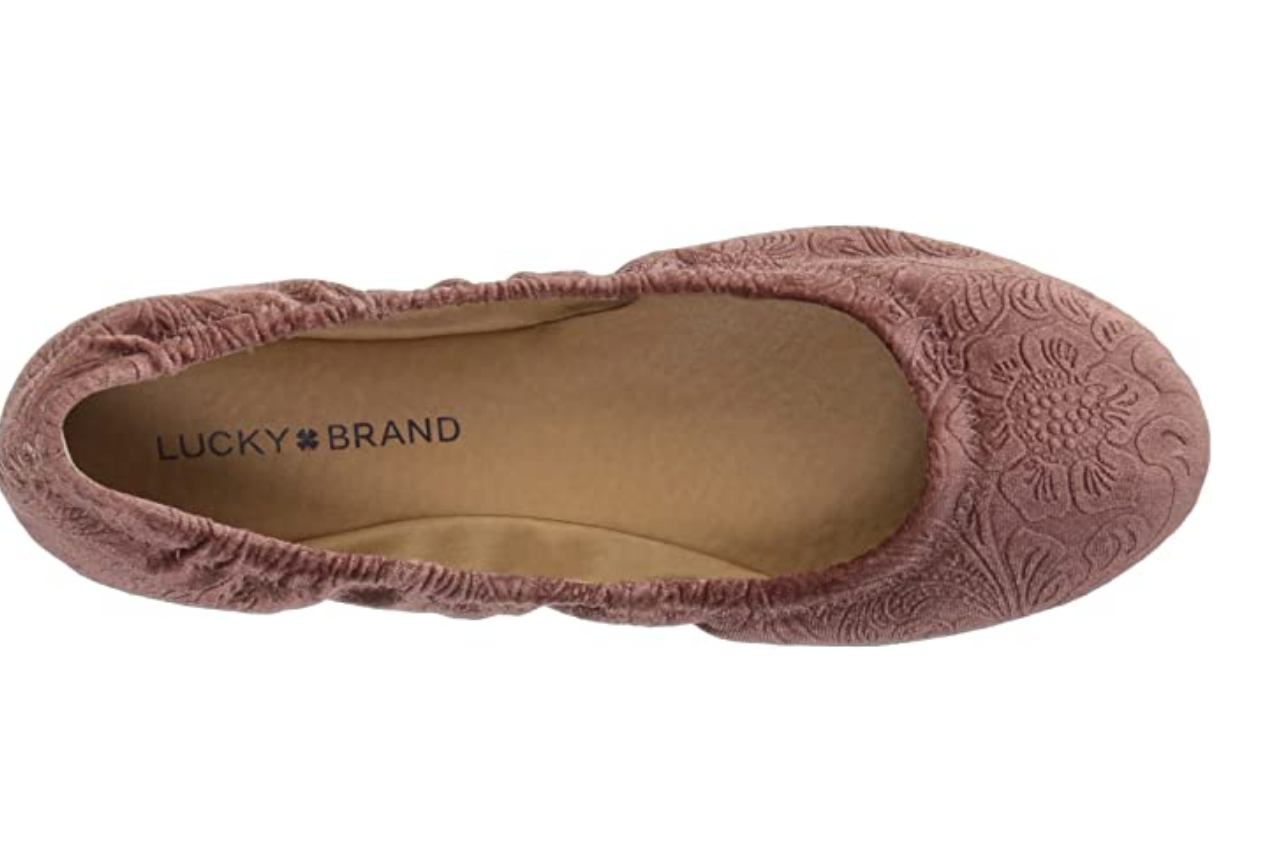 Lucky Brand Women's Emmie Ballet Flat Color: Sable Velvet Size: 8M