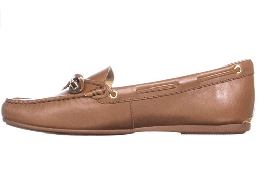 Michael Michael Kors Sutton Moc Color: Luggage Size: 8M