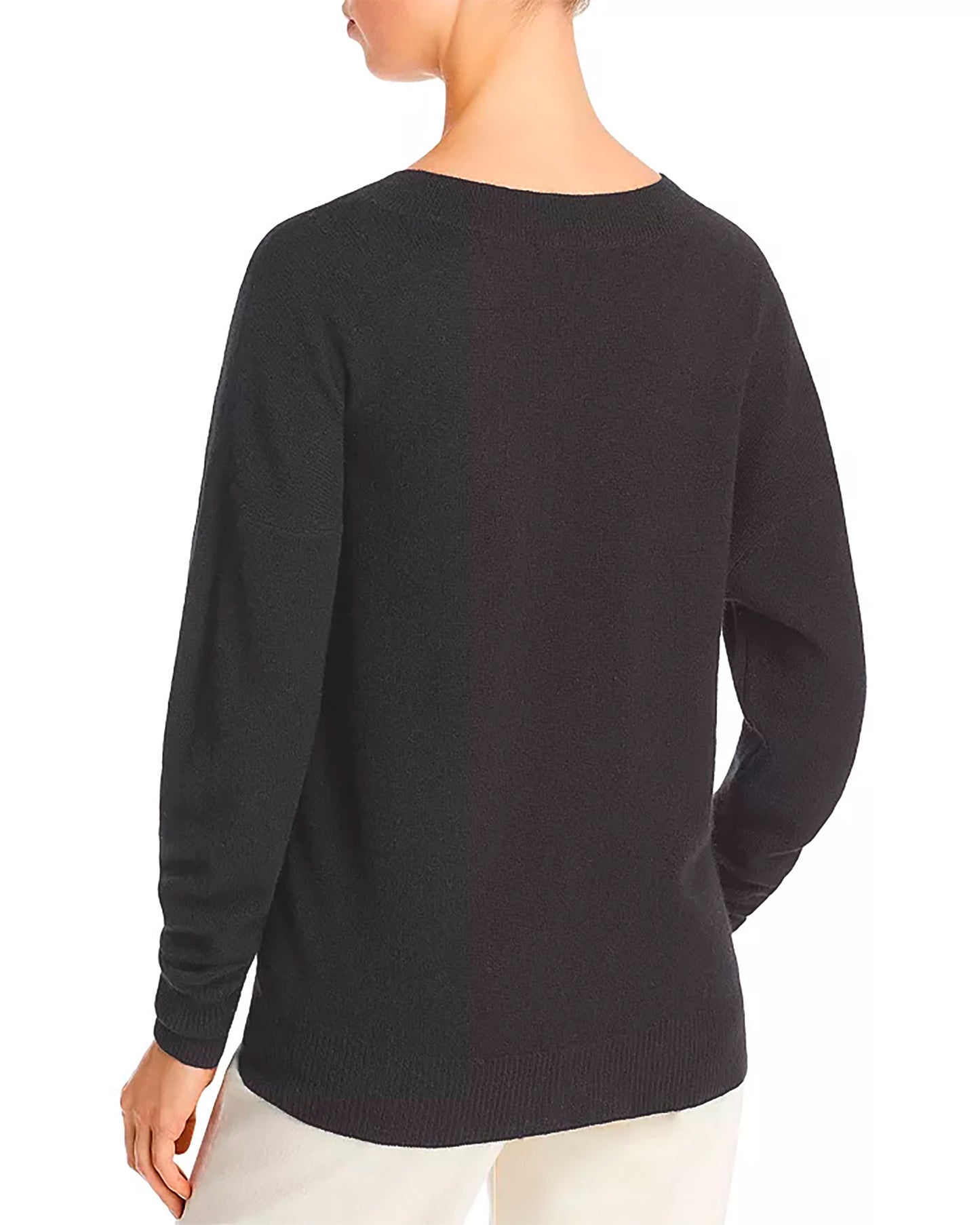 AQUA Women’s  Cashmere V Neck Sweater   Color Gray  Size XS