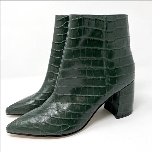 Marc Fisher Women's Retire Booties  Teal Lagoon Crocodile Size 9.5