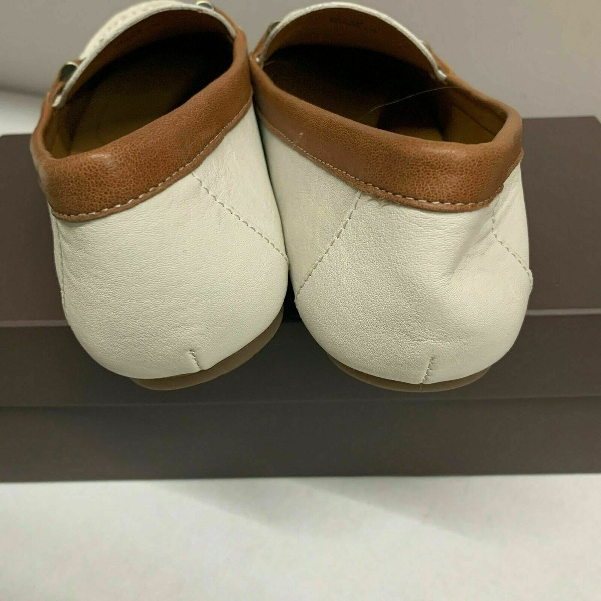 Patricia Nash Trevi Leather Moccasin Flat Slip On  Color Ivory/Tan Size 6.5M