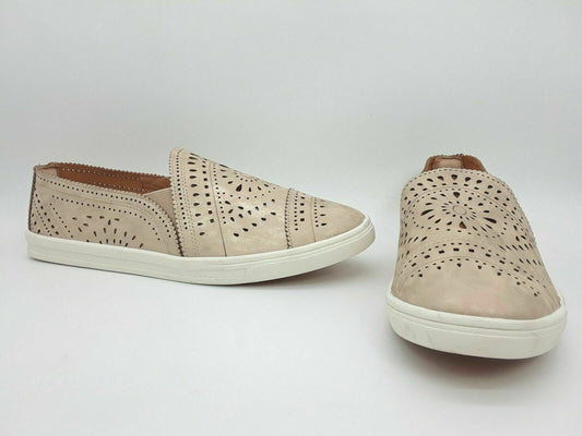 American Rag Ashanne Slip On Flats Platino