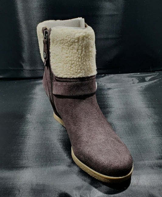 Isaac Mizrahi Live! Suede Wedge Ankle Boots   Size 8.5M