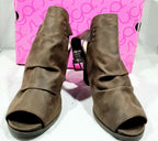 Sugar Women's Olessa Sandals   Color Dark Brown  Size 8.5M