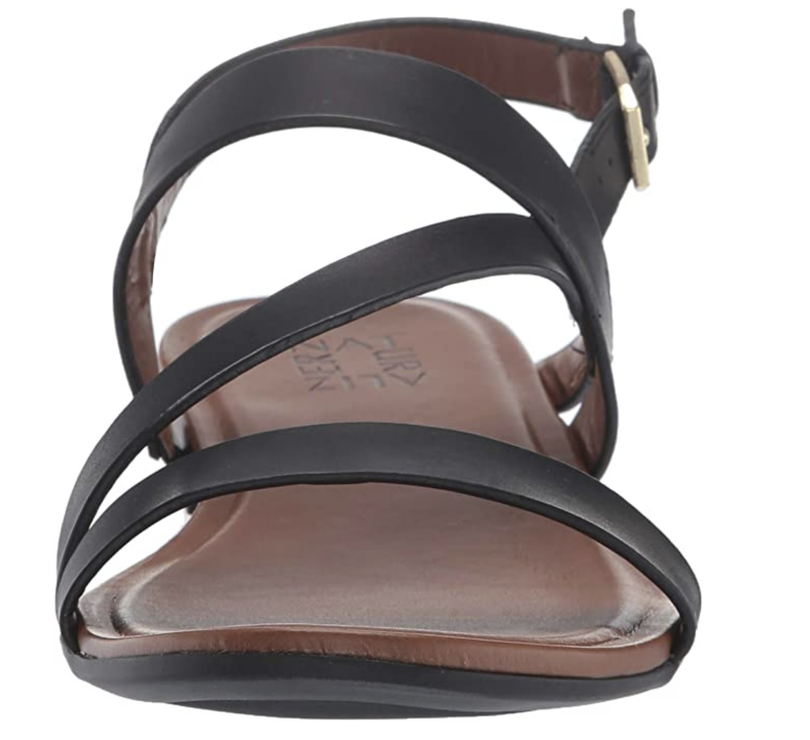 Naturalizer Women's Tru Flat Sandal Color: Black Size: 9 W